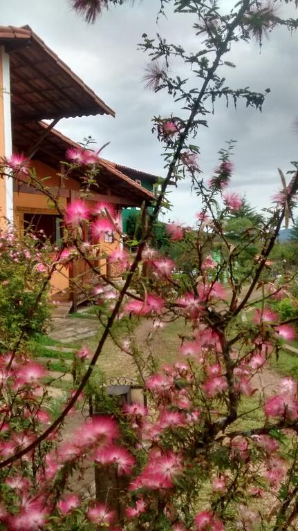 Pousada Vila Do Campo Lavras Novas Exterior foto